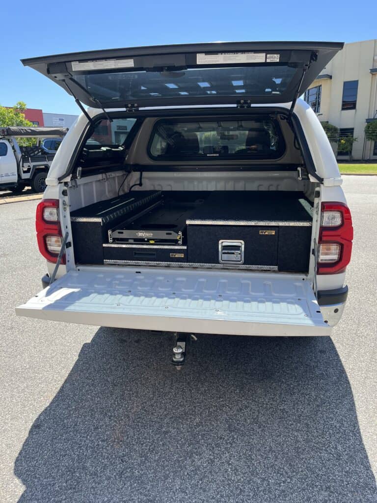 M4C | 4WD Interior Fitouts