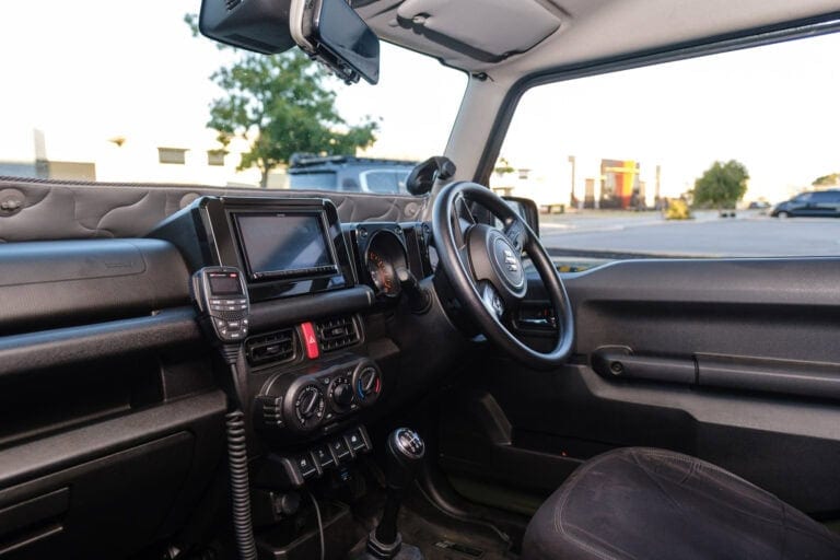 ADV-M4C-202503-2000px-DSCF1358