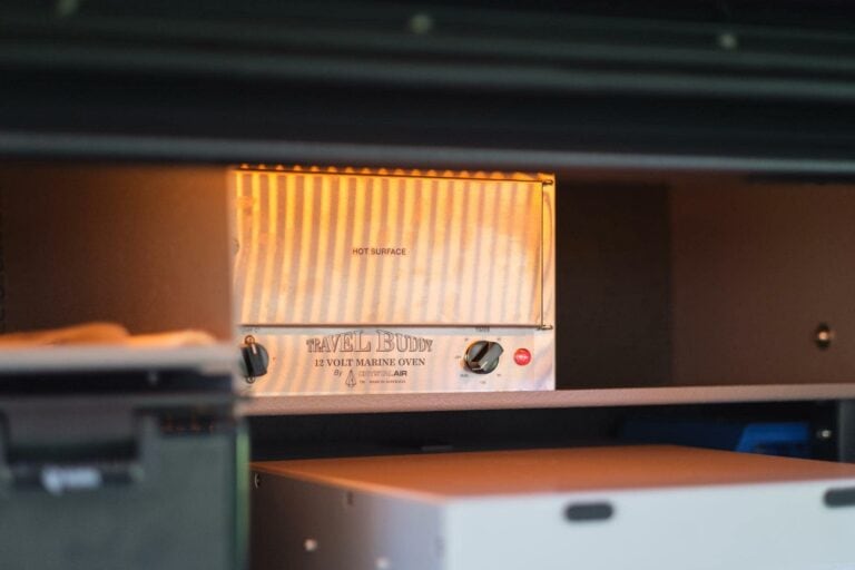 M4C-LandCruiser-200-Series-Chopped-09