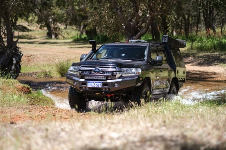 M4C-LandCruiser-200-Series-Chopped-12