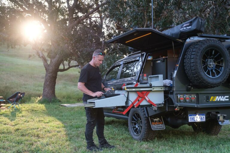 Clearview Kitchen on 200 Series LandCruser Chopped