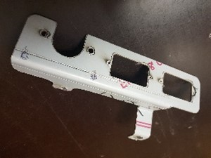 LC200 Trailer Plug Bracket