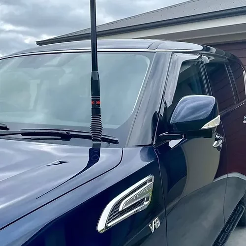 UHF Antenna Bracket - Nissan Patrol Y62