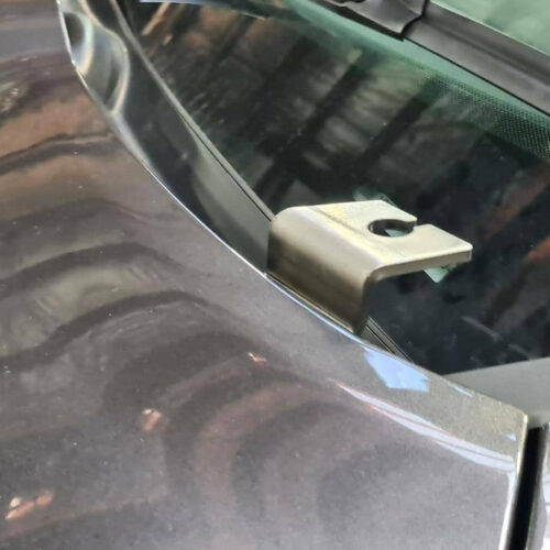 Dodge RAM 1500 DS Bonnet Aerial UHF Bracket