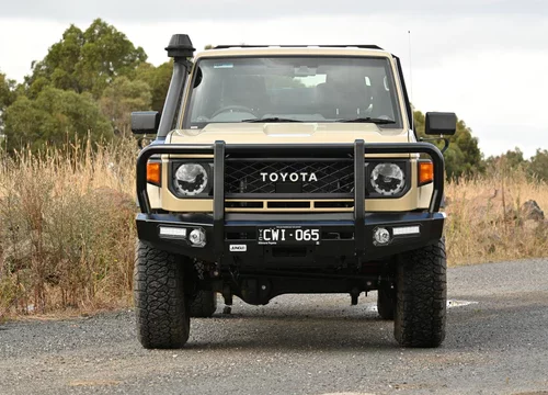 Toyota Landcruiser 79 Series 2024+ Full Loop Deluxe Bullbar - Jungle 4x4