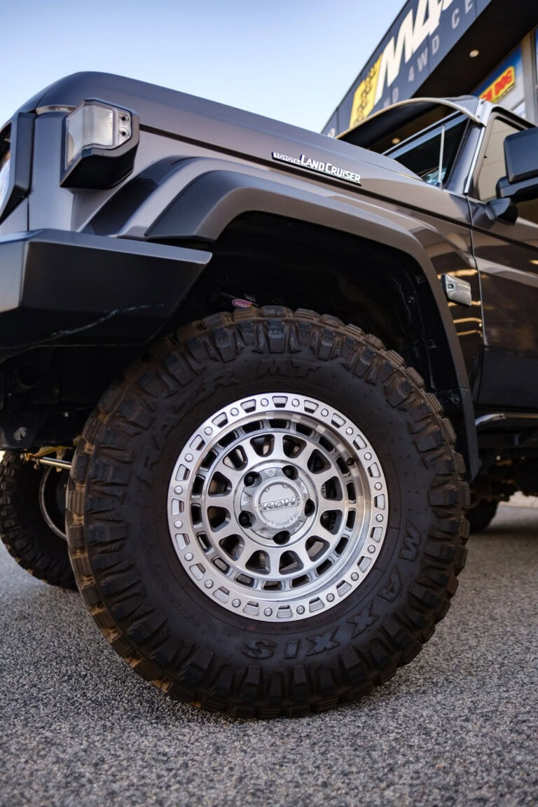 ADV-M4C-202503-2000px-DSCF1239